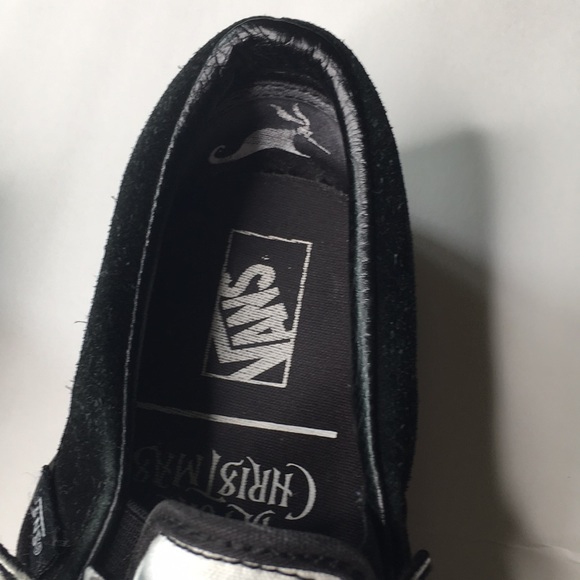SOLD Vans x The Nightmare Before Christmas Slip on - Picture 6 of 10